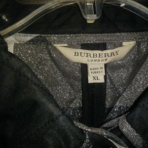 Like New BURBERRY Quilted Diamond.... XL!